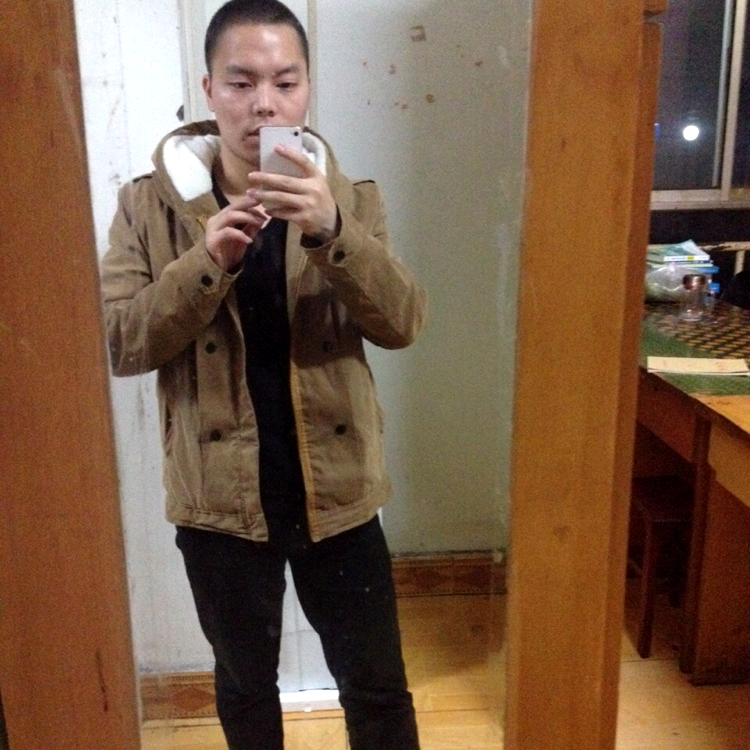 小胡子1的照片