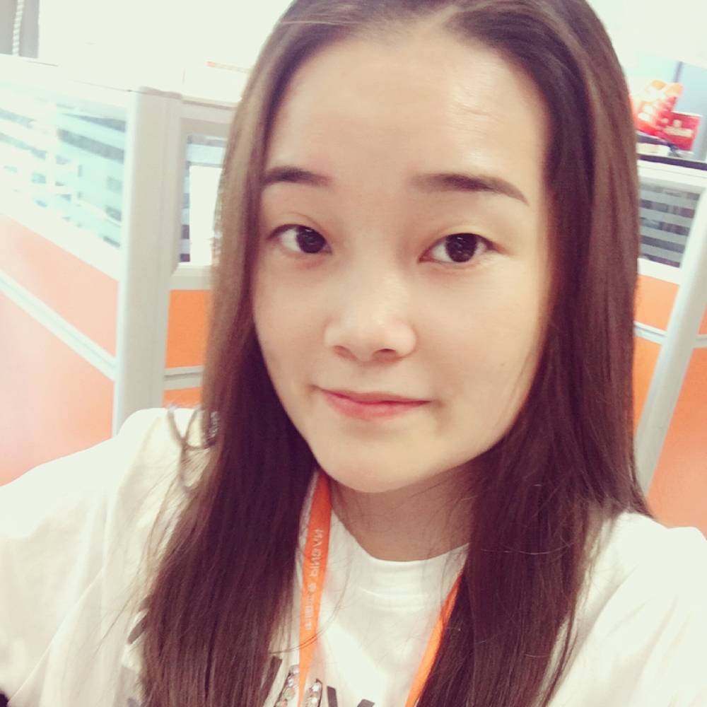 心锁請眼睛大的照片