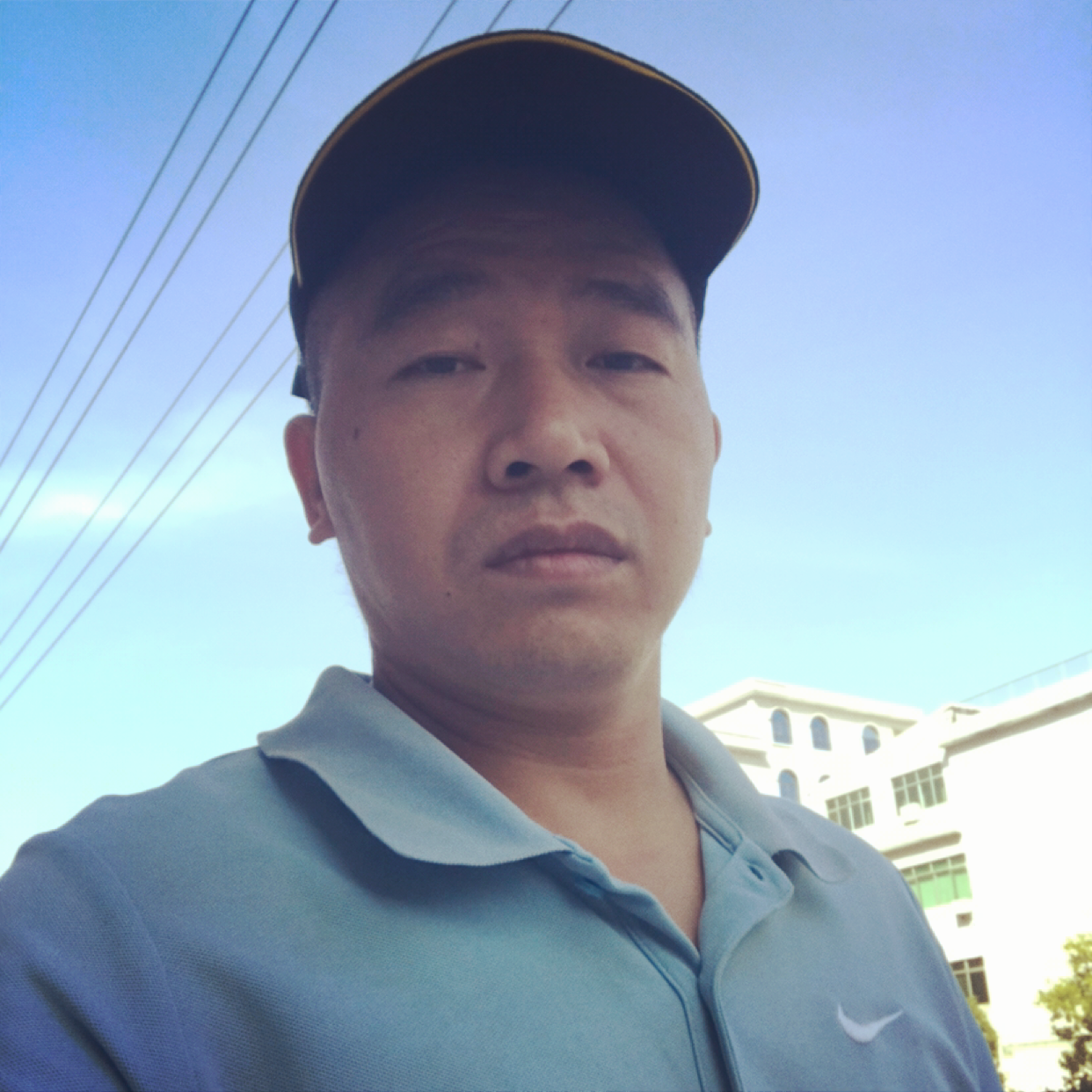 单身的哥哥们的照片