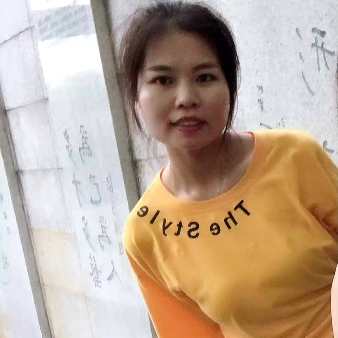 耳机与愉快的照片