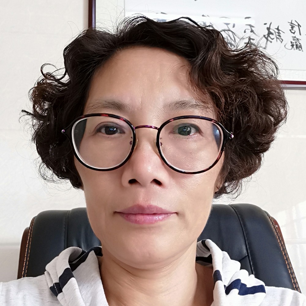 薛勤华的照片