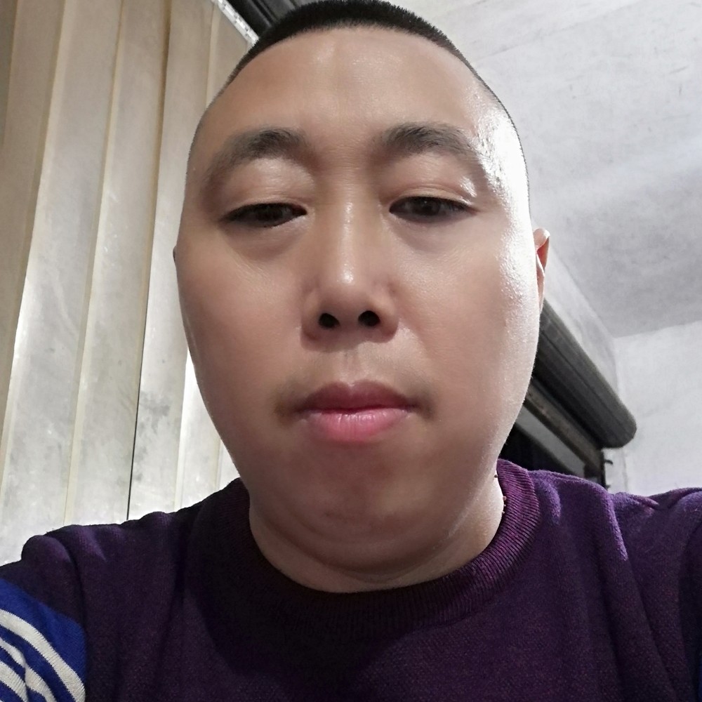 期待踢孤独的照片