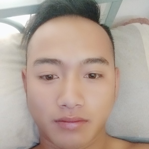 香烟闻淡淡的照片