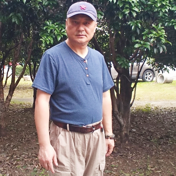 秋意的港湾的照片