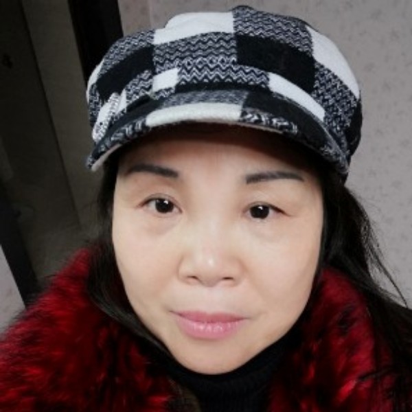创造奇迹的女人的照片