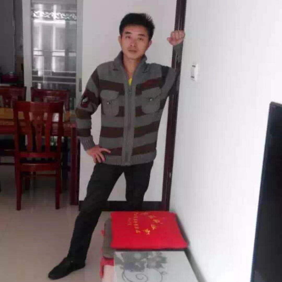 粗暴爱雨的照片