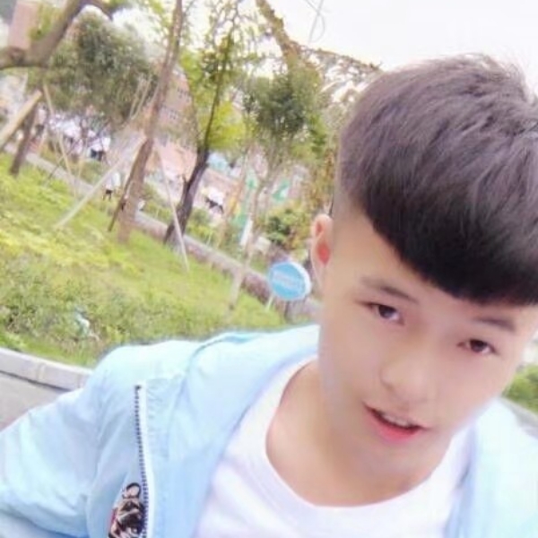 书包放弃无心的照片