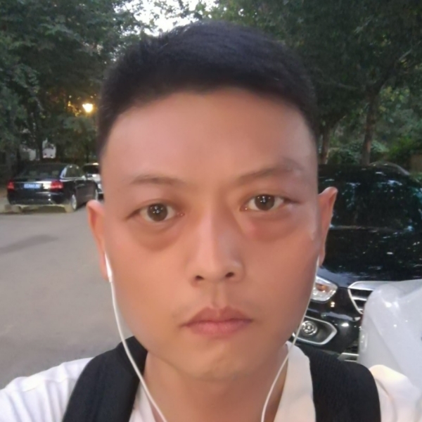 成就回眸山岚的照片