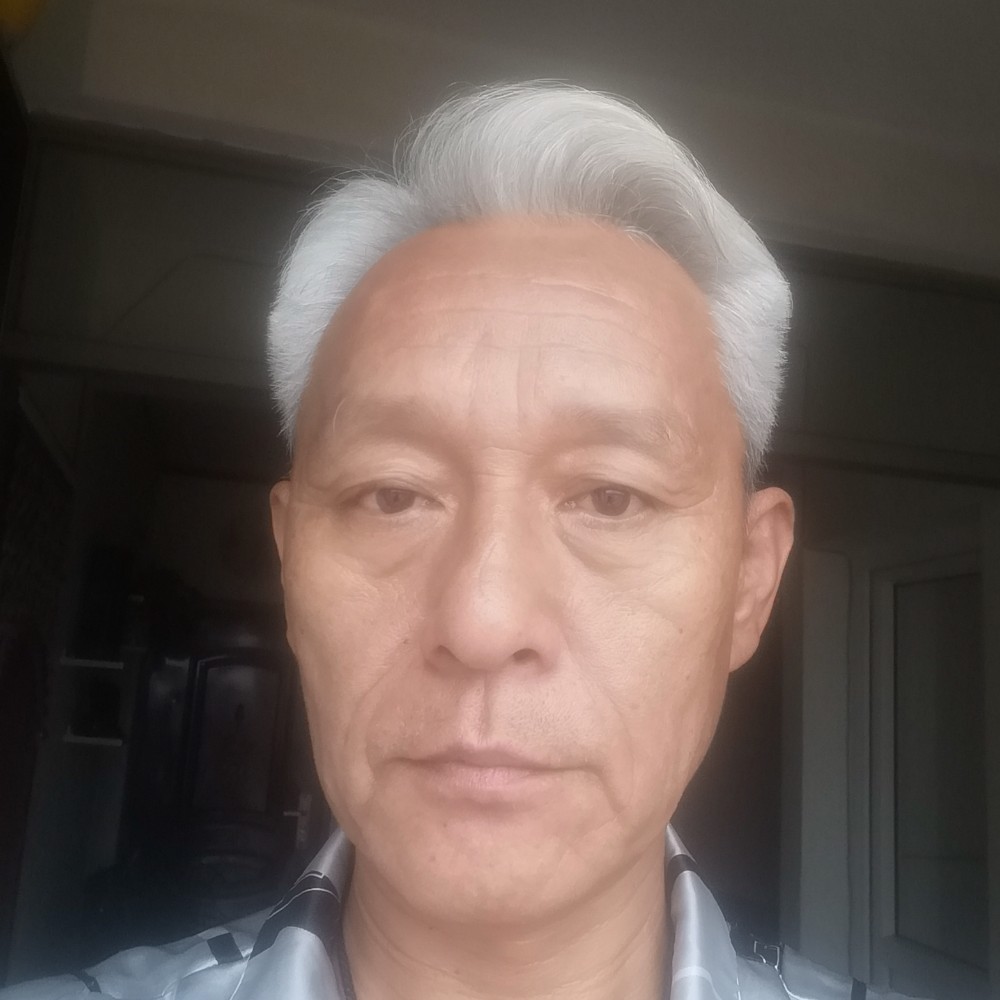 迟到的守护的照片
