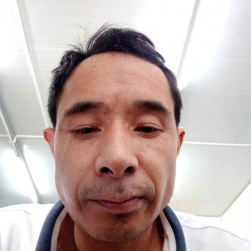 阳光凝眸唇彩的照片