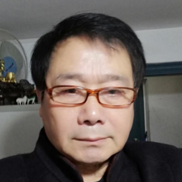 纯情草丛的照片