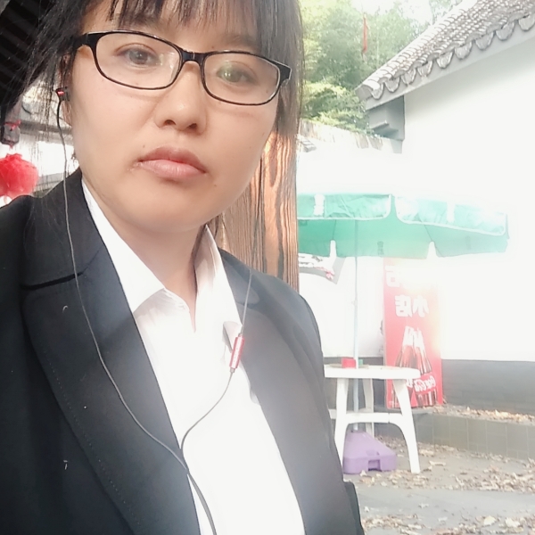 美丽唇彩的照片