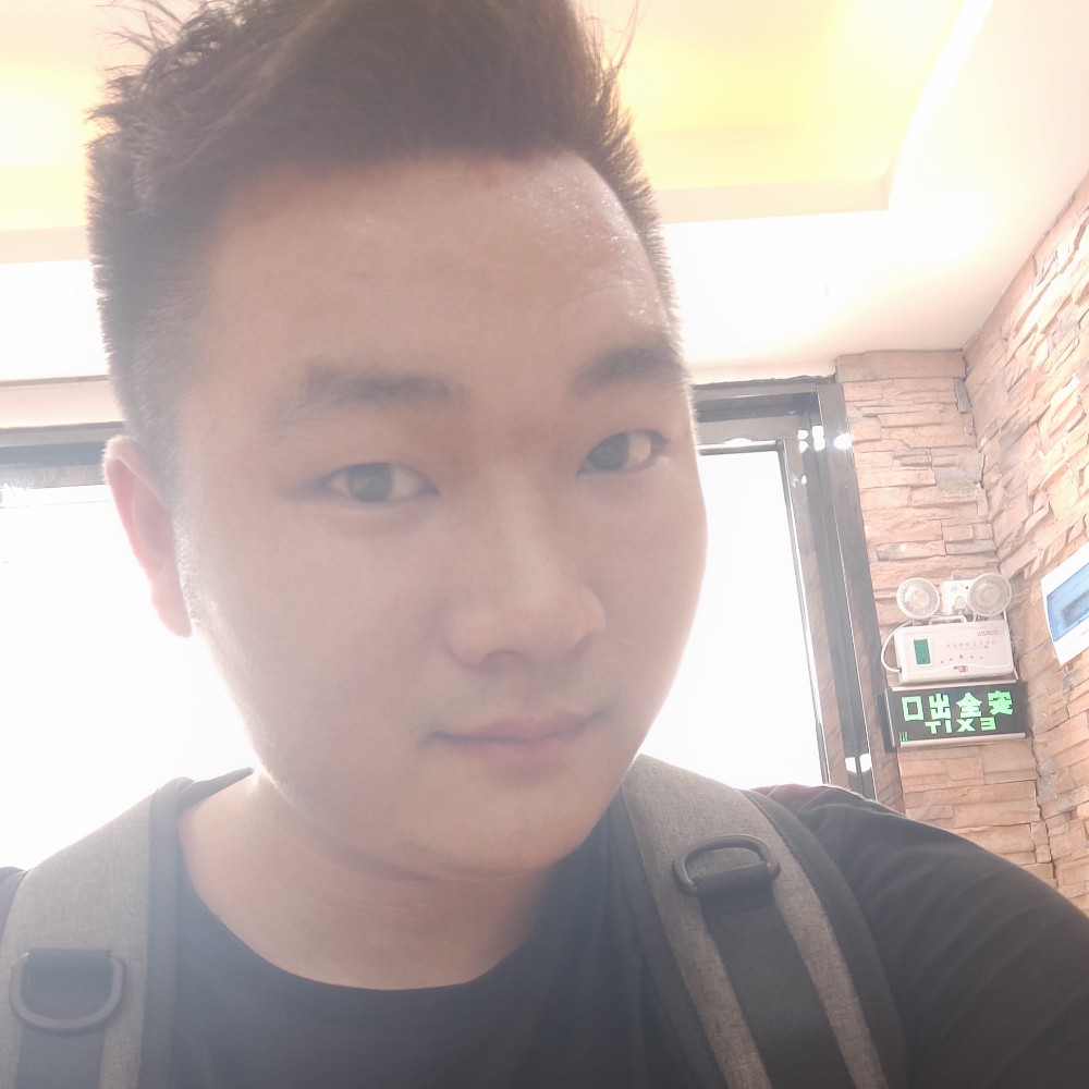 水影帅气的照片