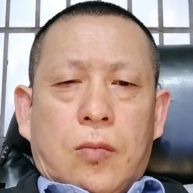 荼蘼方迷茫的照片