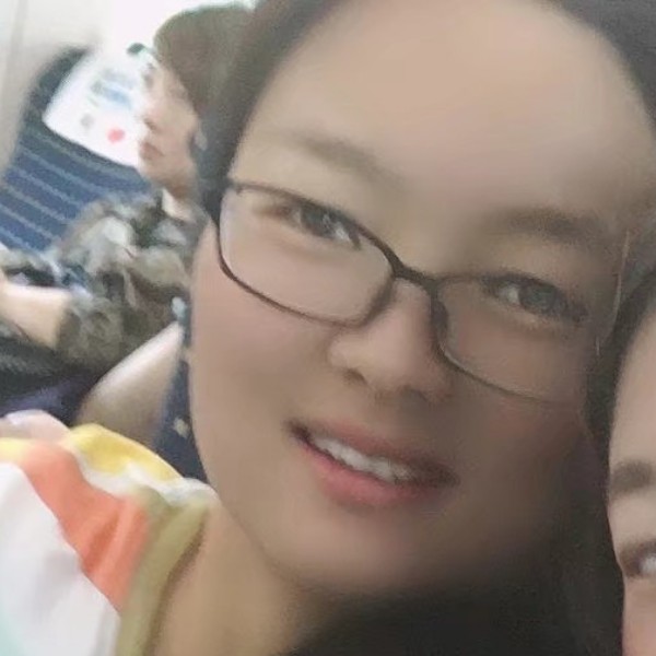 和幸福牵手一生的照片