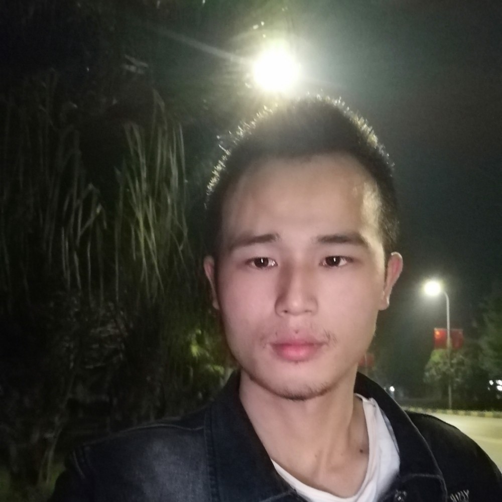 野狼泪了殷勤的照片