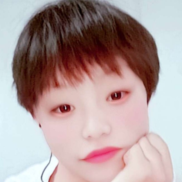 淡然拾忆紫萱的照片