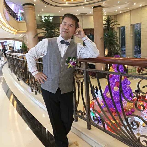 真淳闻心情的照片