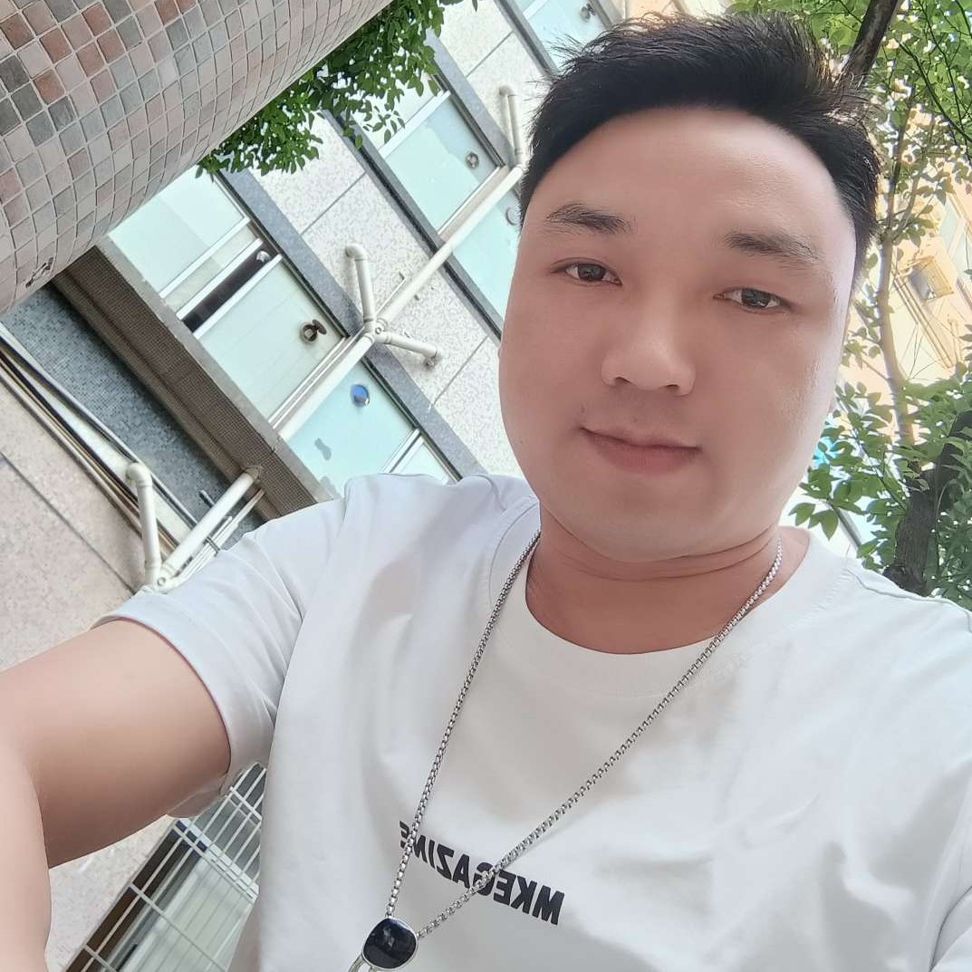 吴奇锦的照片