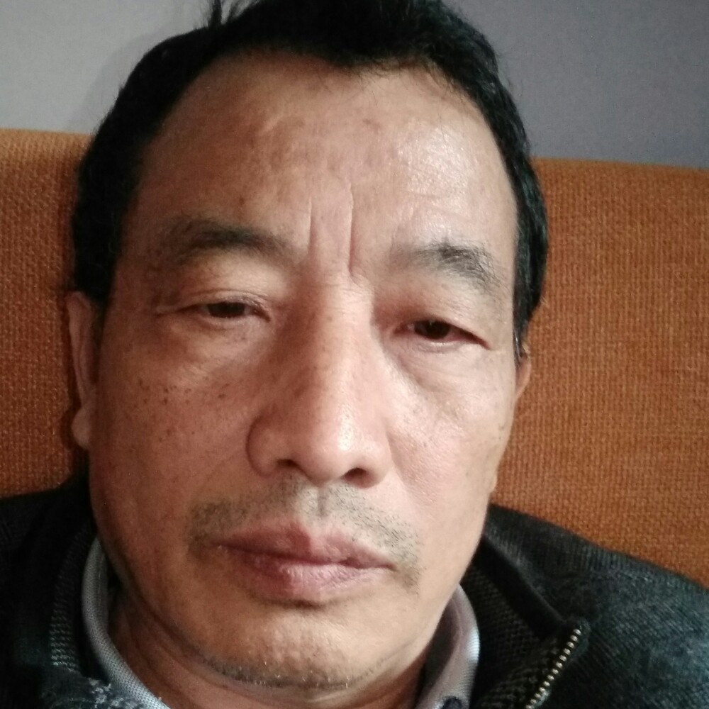 仲昆的照片