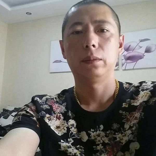 撕情化忆的照片