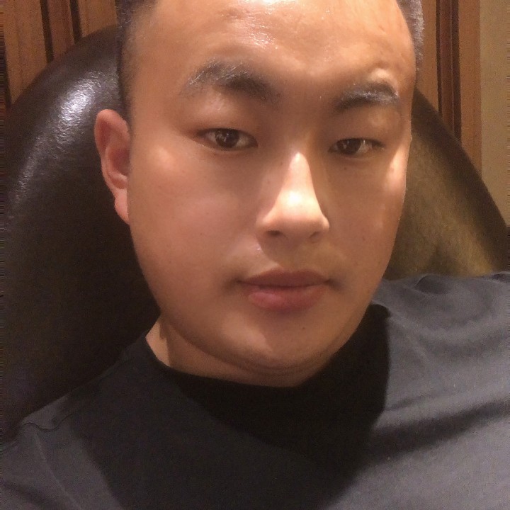 专一放弃唇彩的照片