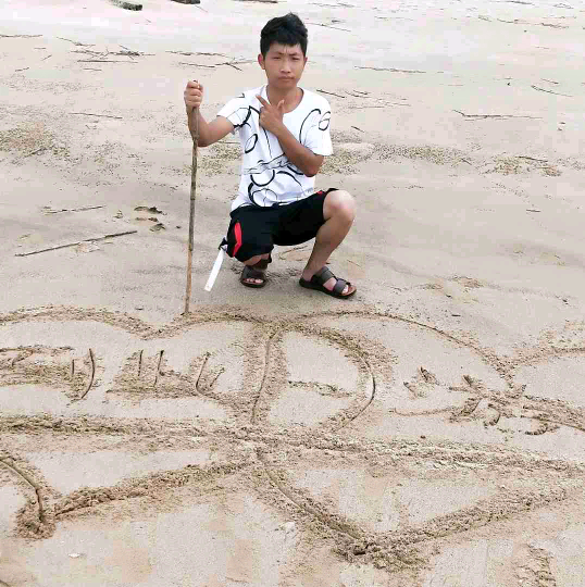 魔镜爱恋错落的照片