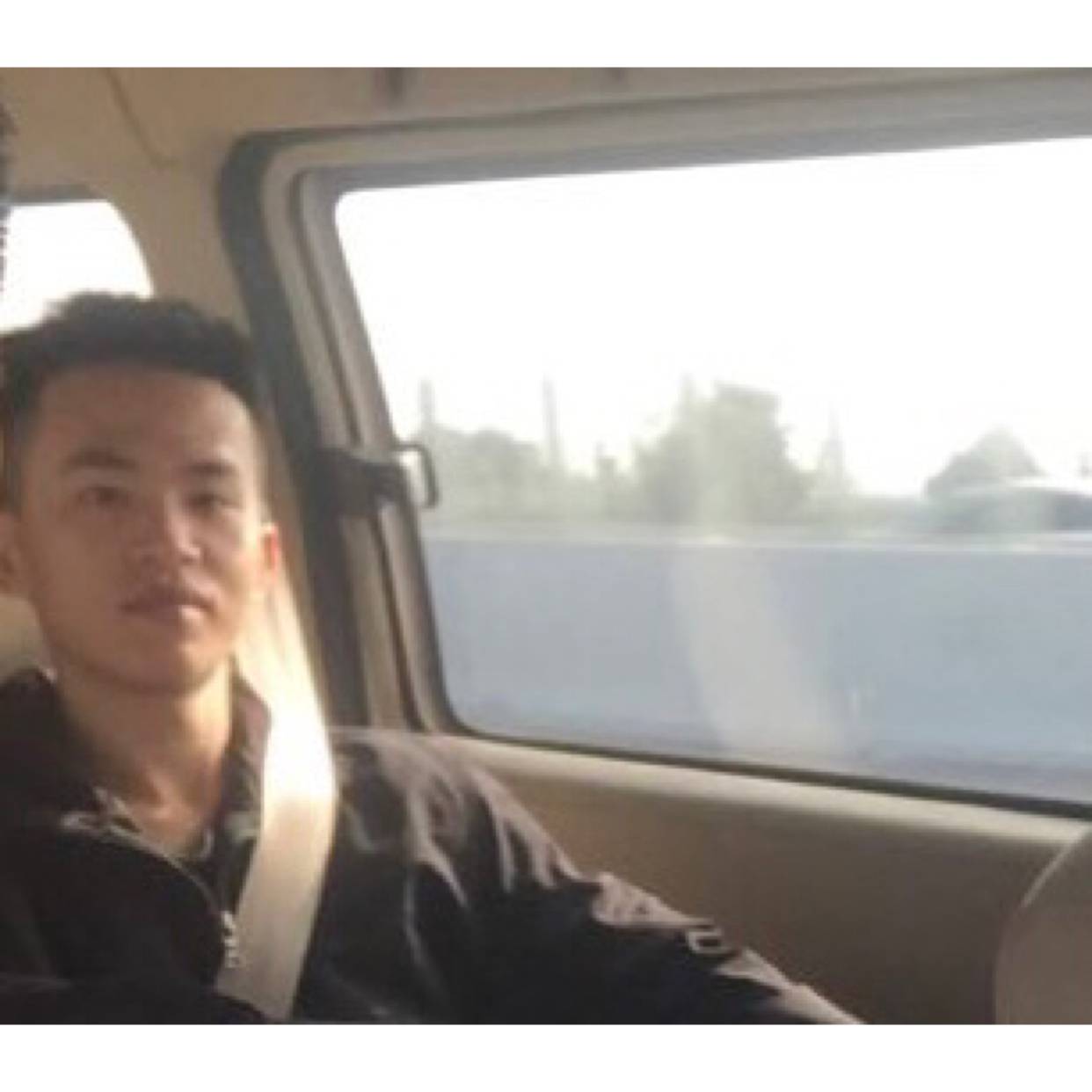 戴着音乐去旅行的照片