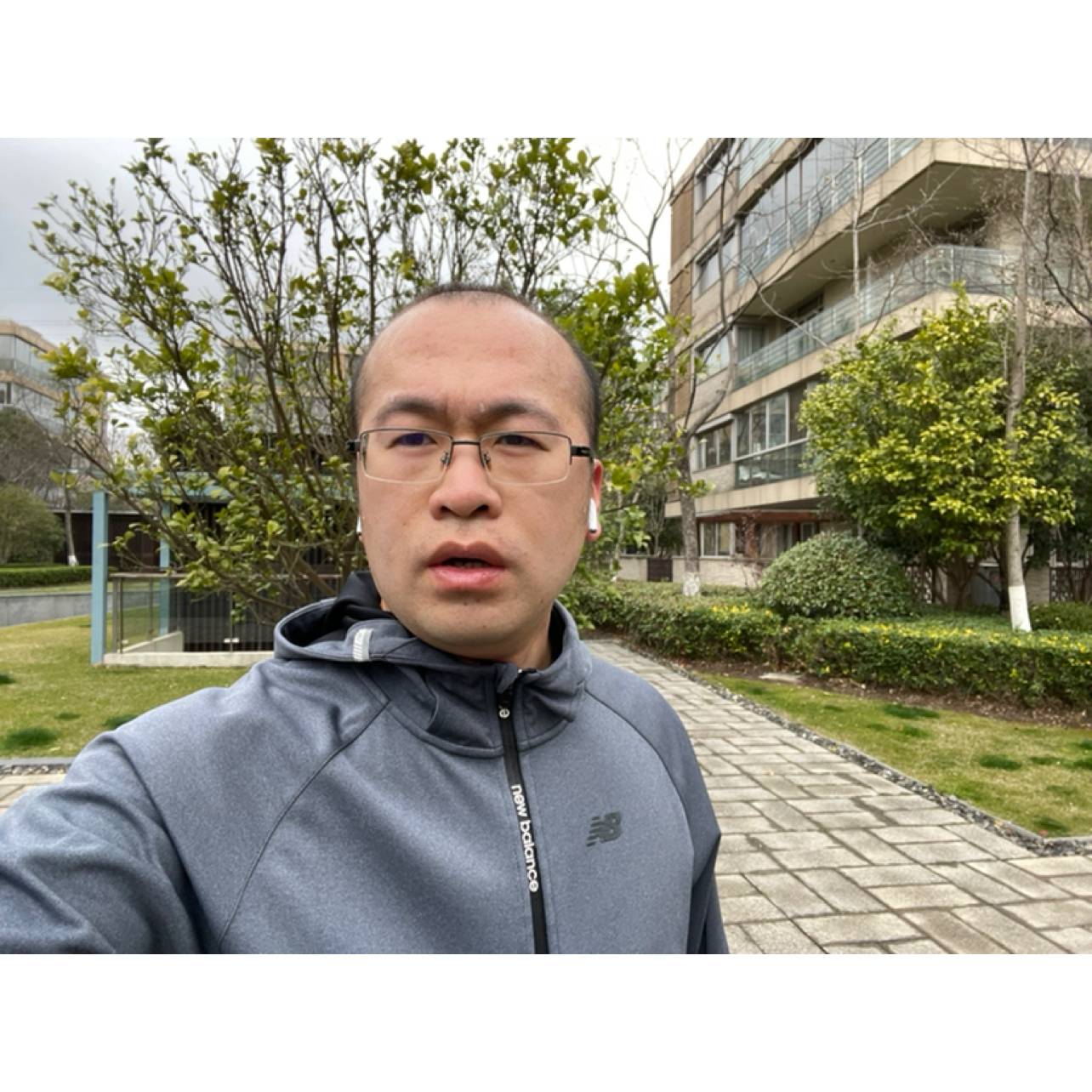 书本漫步务实的照片