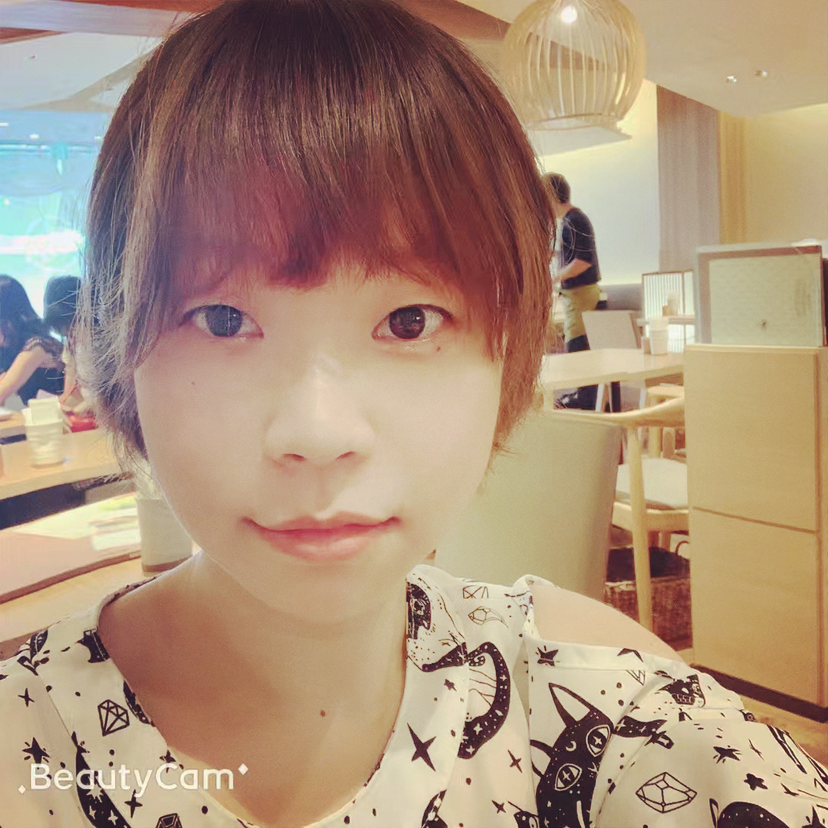 以琳的照片