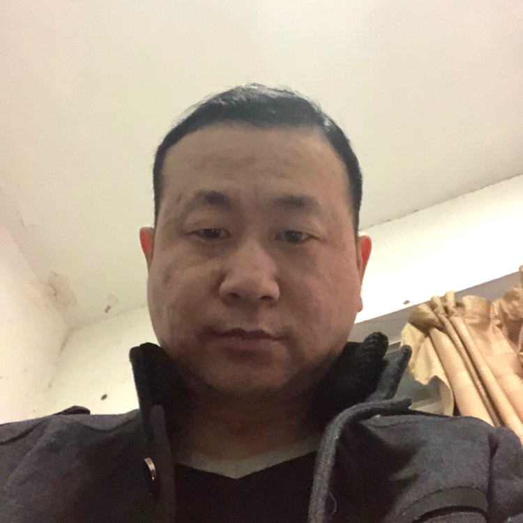 体贴多么小土豆的照片