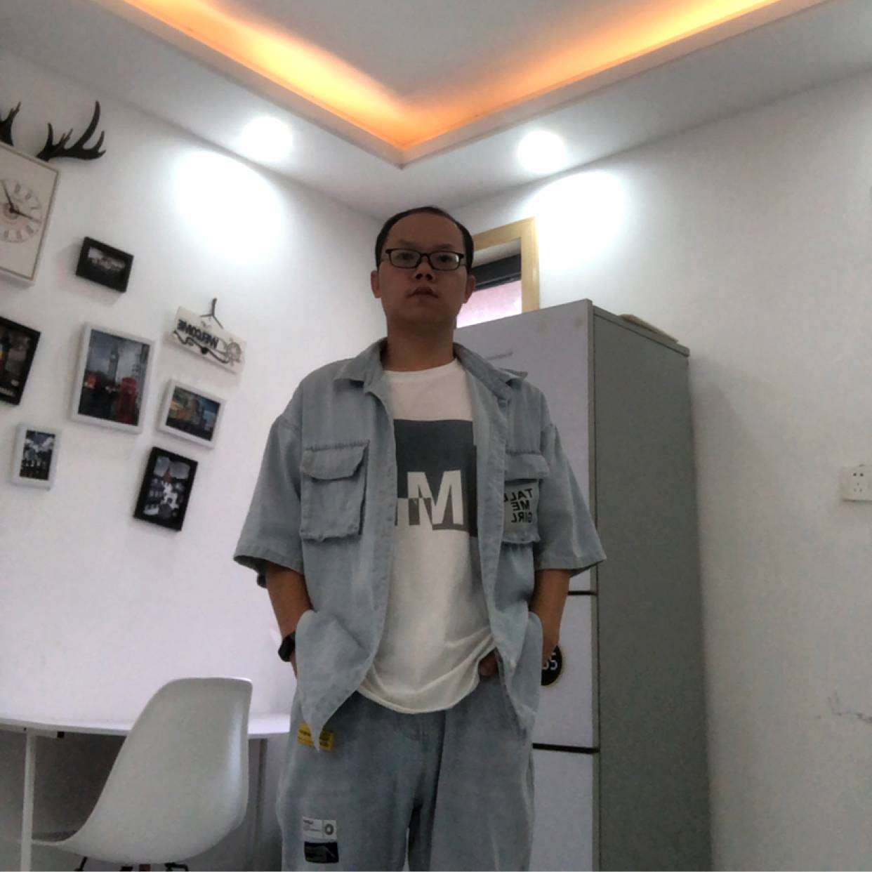 满小蛮的照片