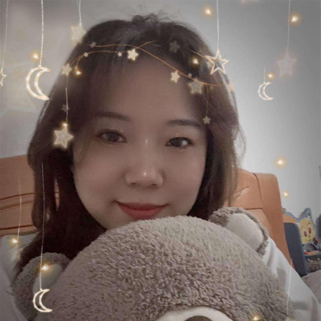 冷眸回眸过时的照片