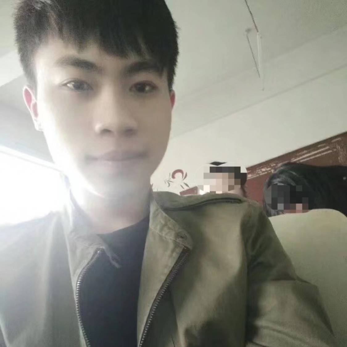 溺爱呀的照片