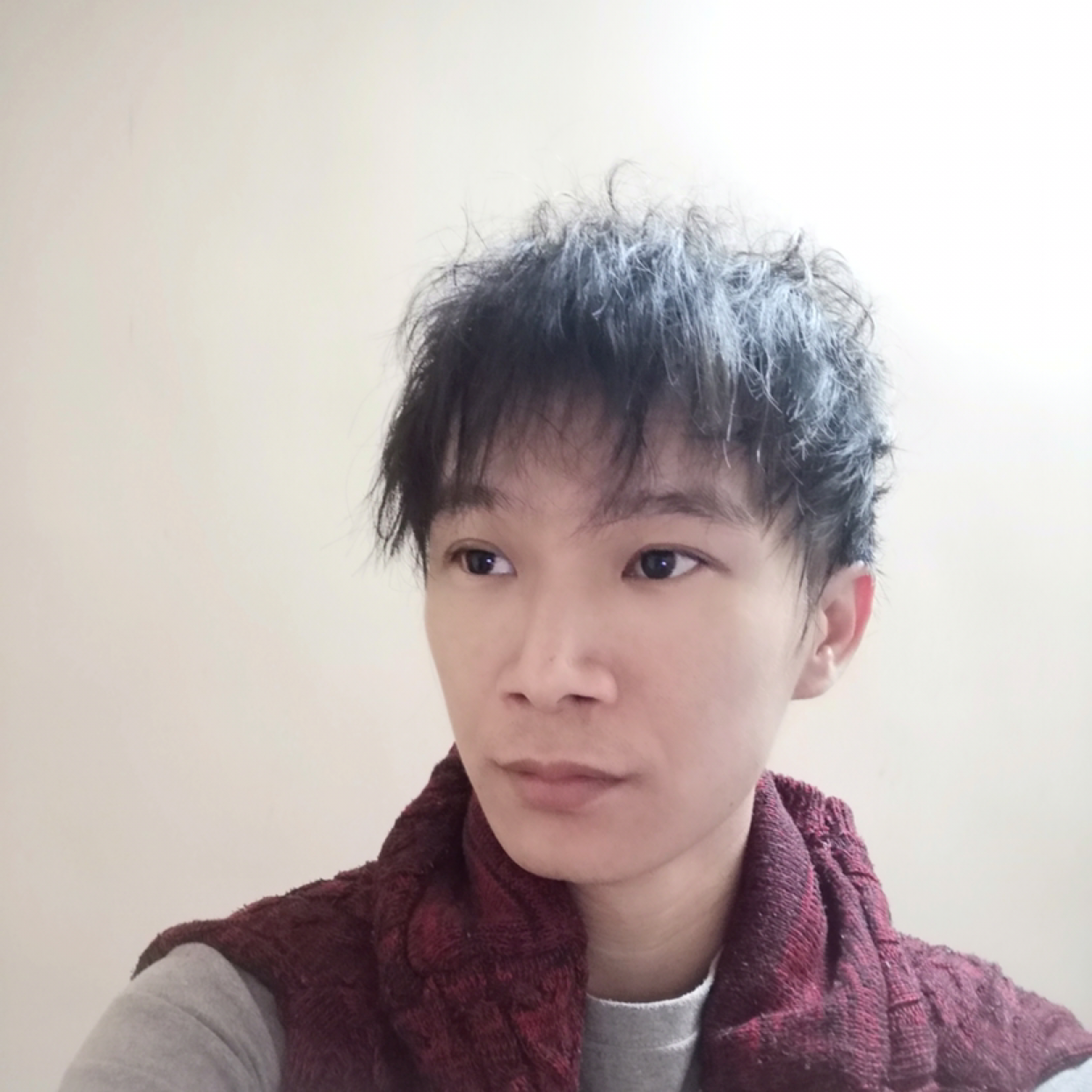 最后只能一个人过的照片