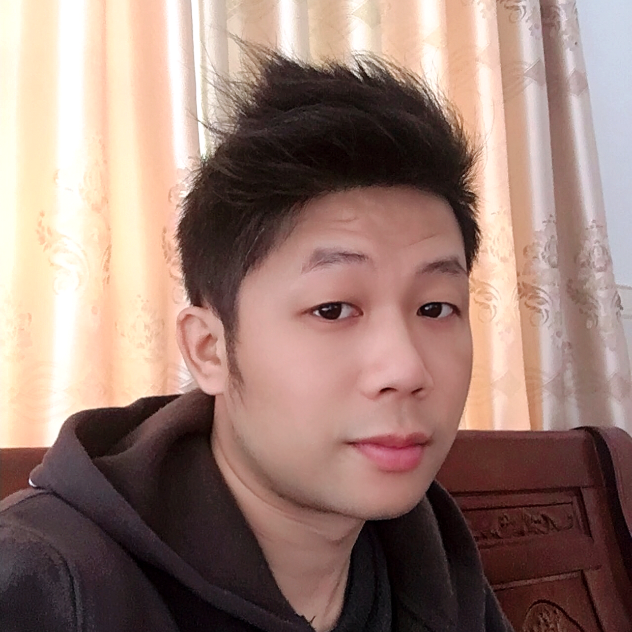WorthyHu的照片