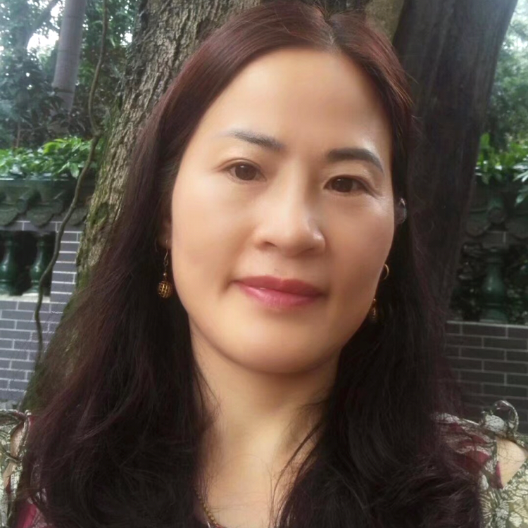 白鹭映春洲的照片