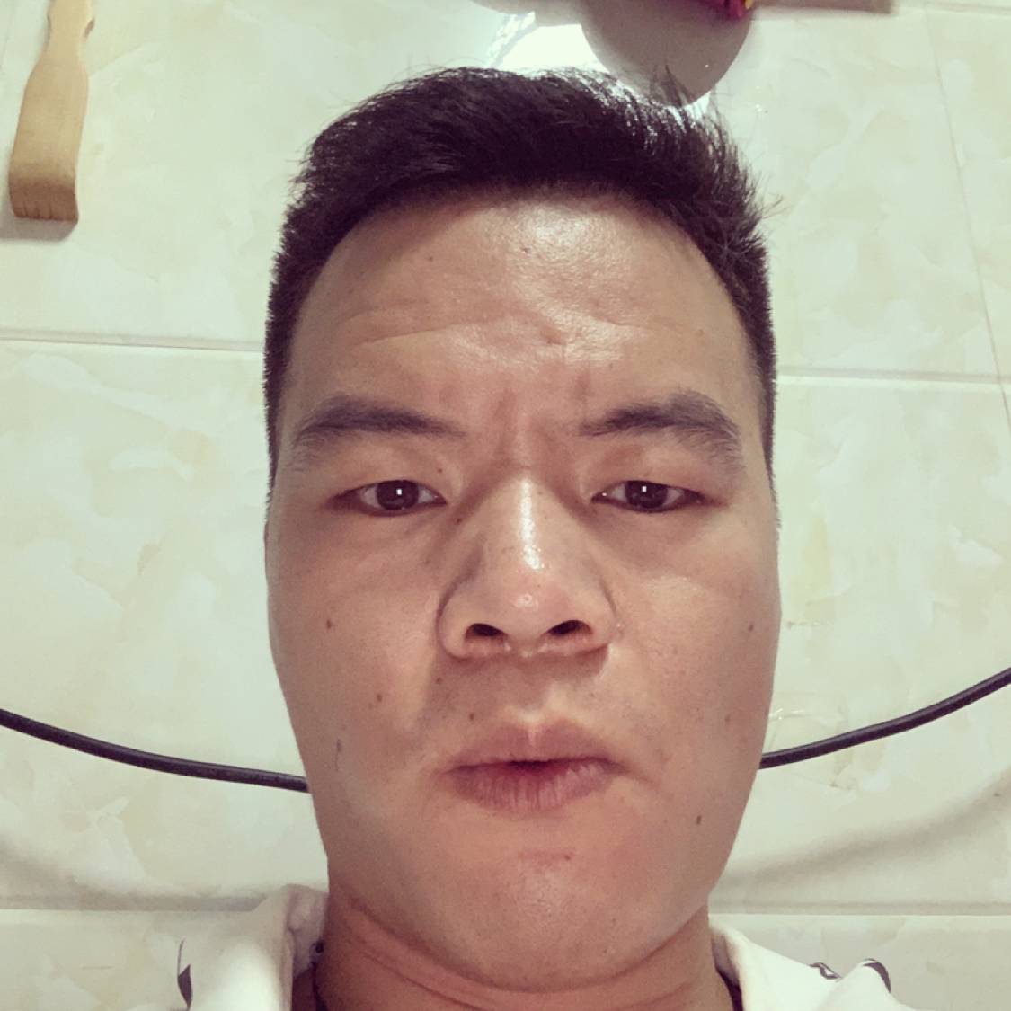 唠叨迎铃铛的照片