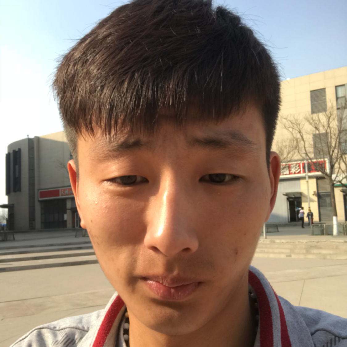 哎哟喂老铁的照片
