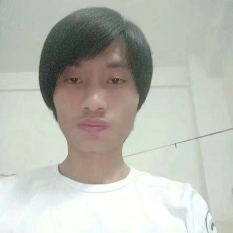 薯片蹁跹高大的照片