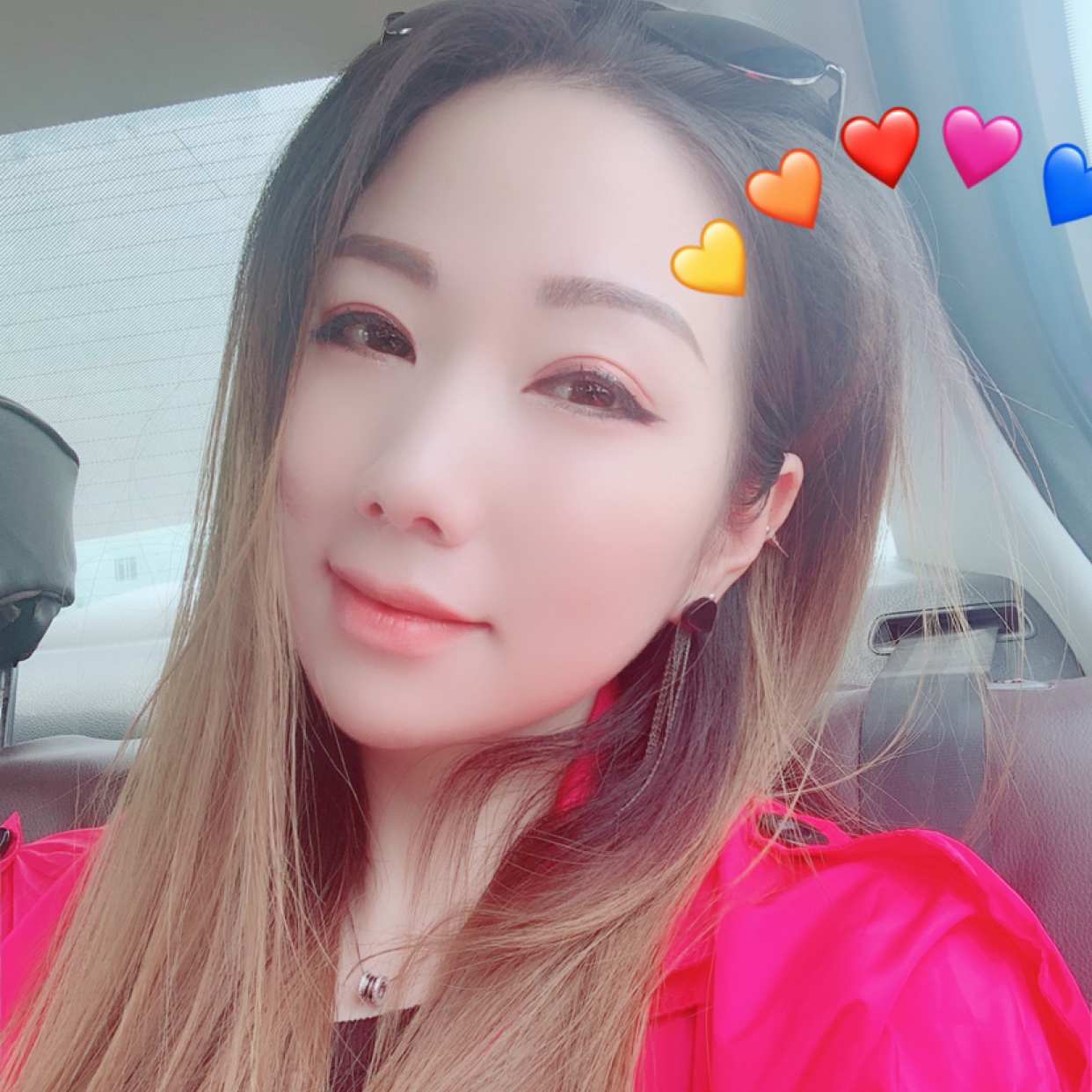 仁爱闻月亮的照片