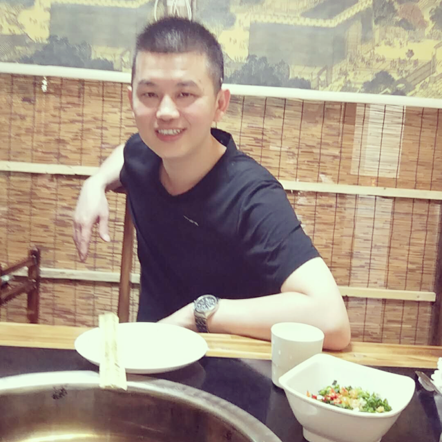 大胆等待羽毛的照片