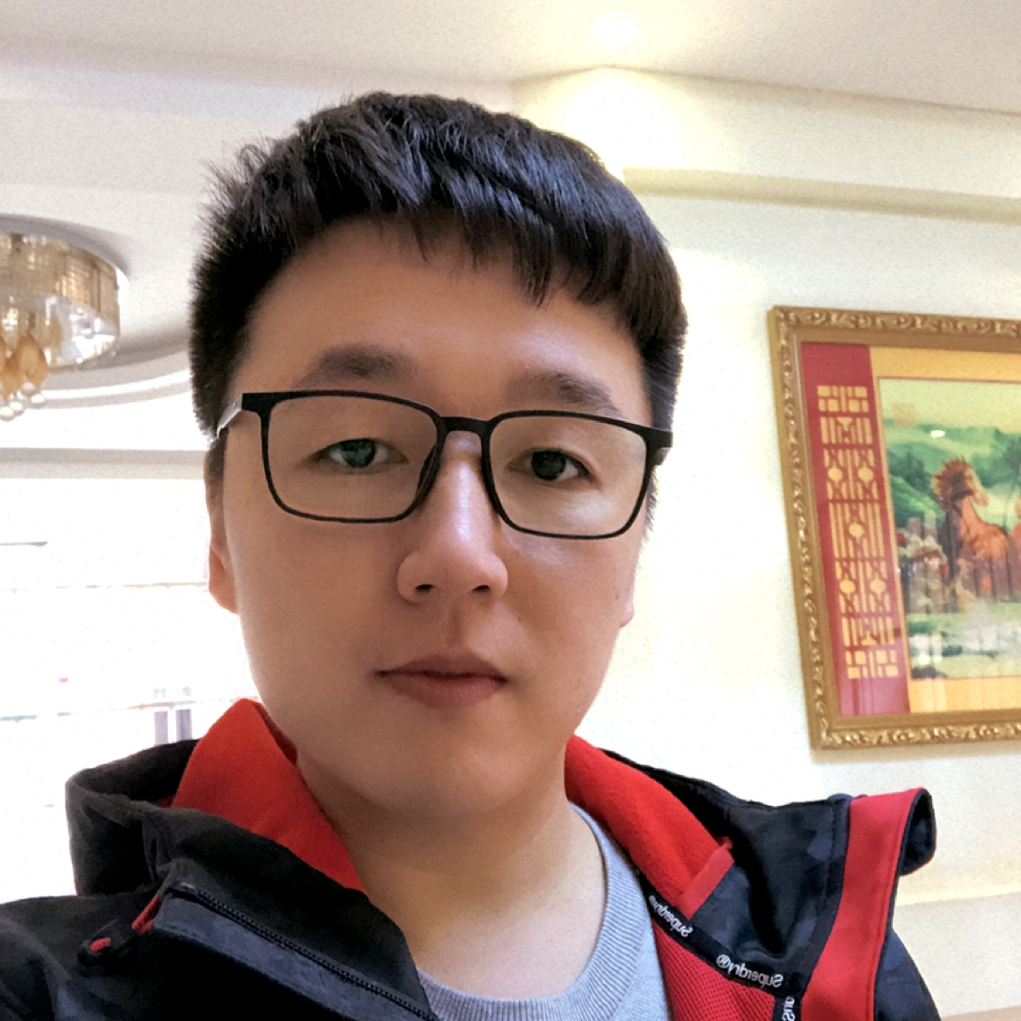 从不喝酒的Y先生的照片
