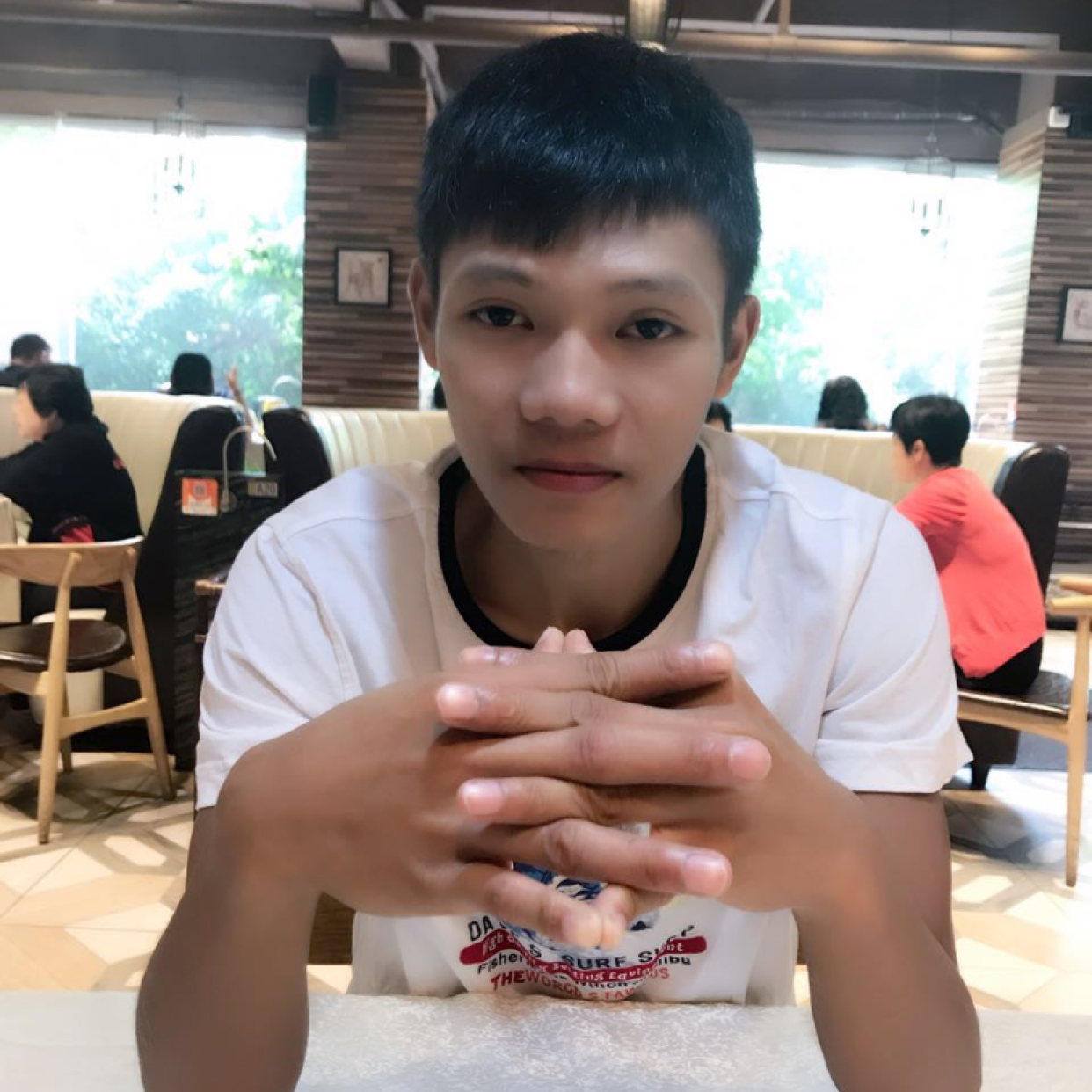 钟伟勇的照片