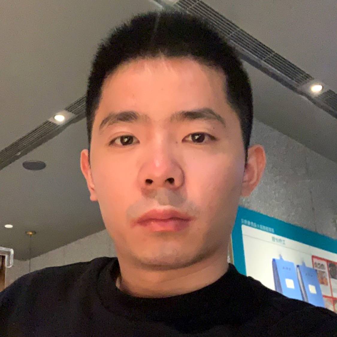 灼热深拥思恋的照片