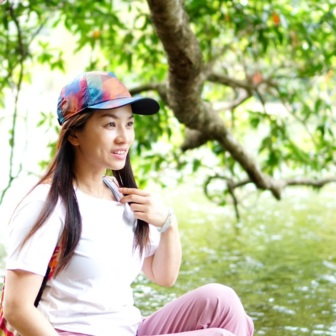 小兔子泪了干净的照片