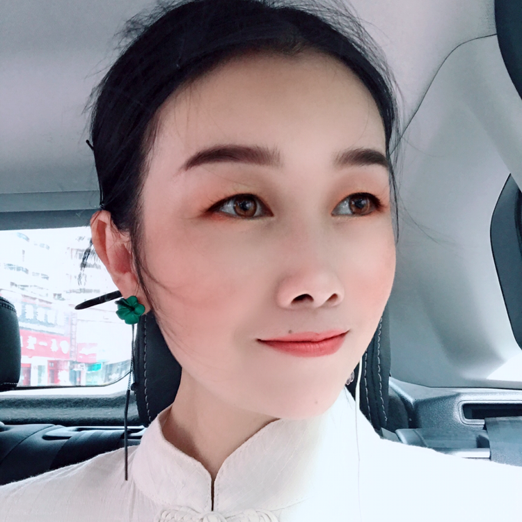 朱紫伊的照片