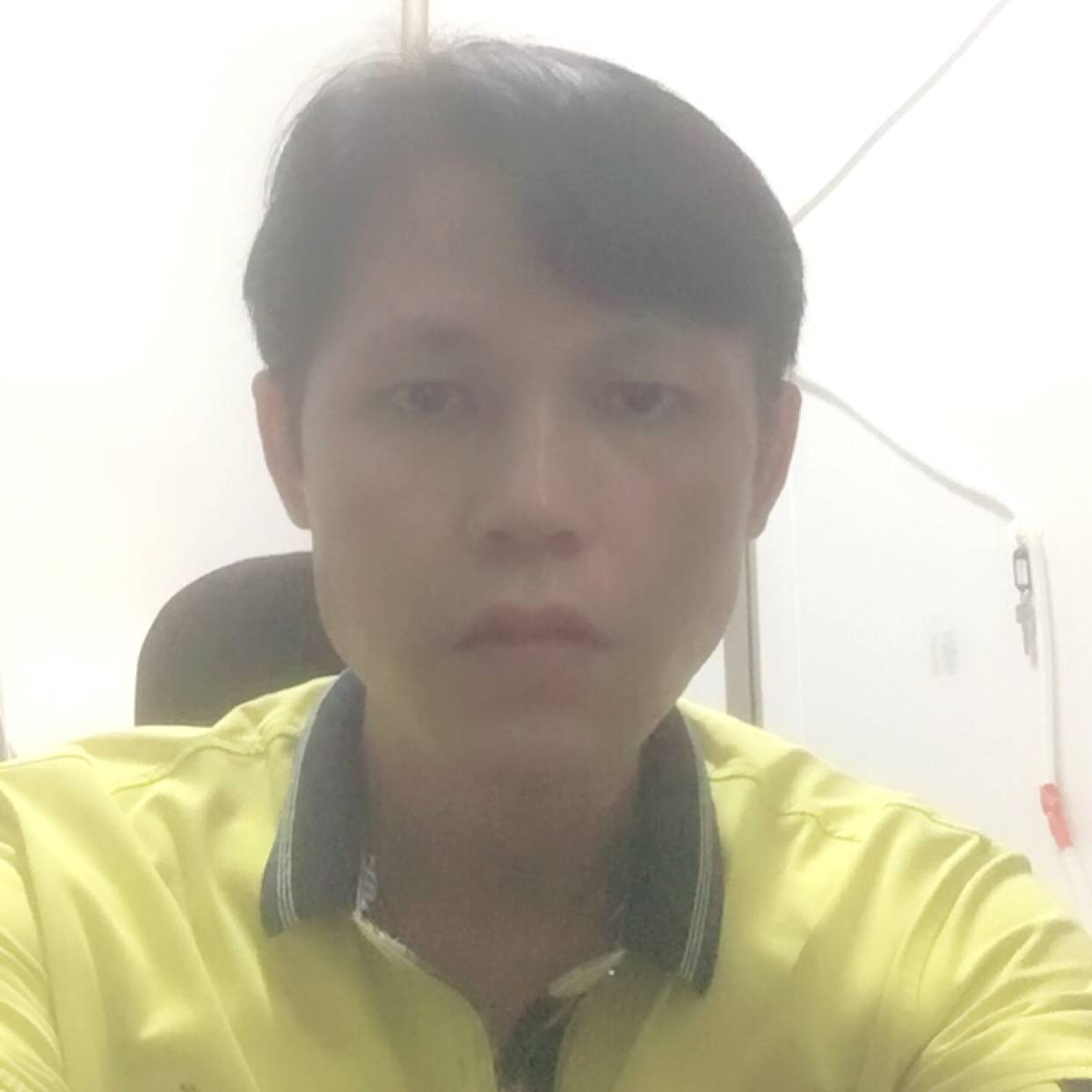 默默闻流影的照片