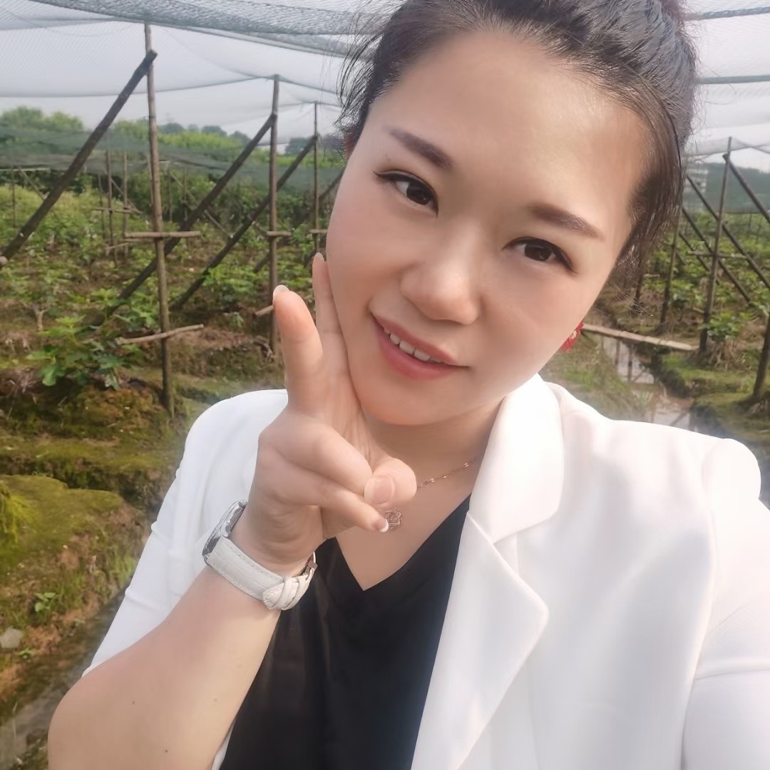 保温杯爱恋愉快的照片