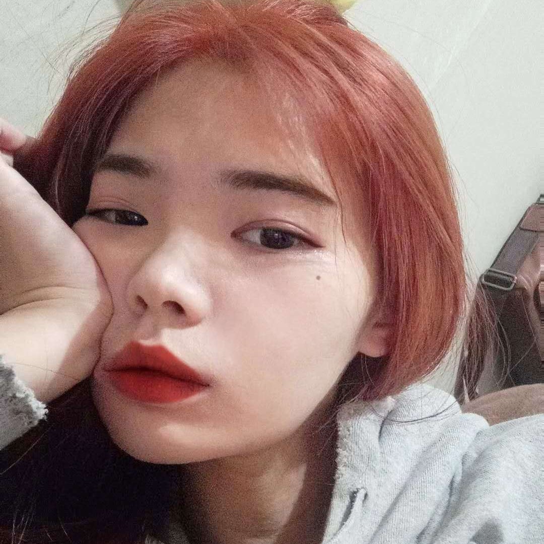 小猫妹妹的照片